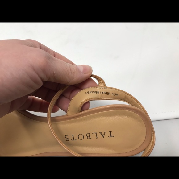 Women sandals - Picture 8 of 9